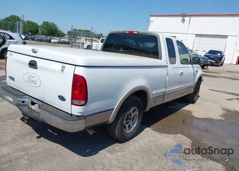 1998 Ford F-150 Lariat/Xl/Xlt из США, поврежденный, VIN 1FTRX17L7WNC37945